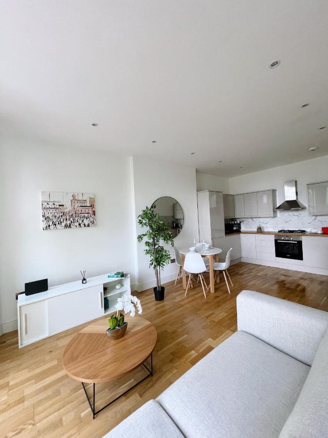 Апартаменты Luxuriously Flat In Streatham Лондон Экстерьер фото